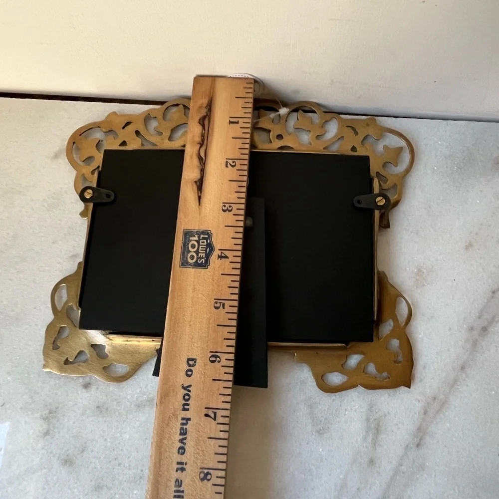 Ornate brass picture frame for 6”x4” photo
